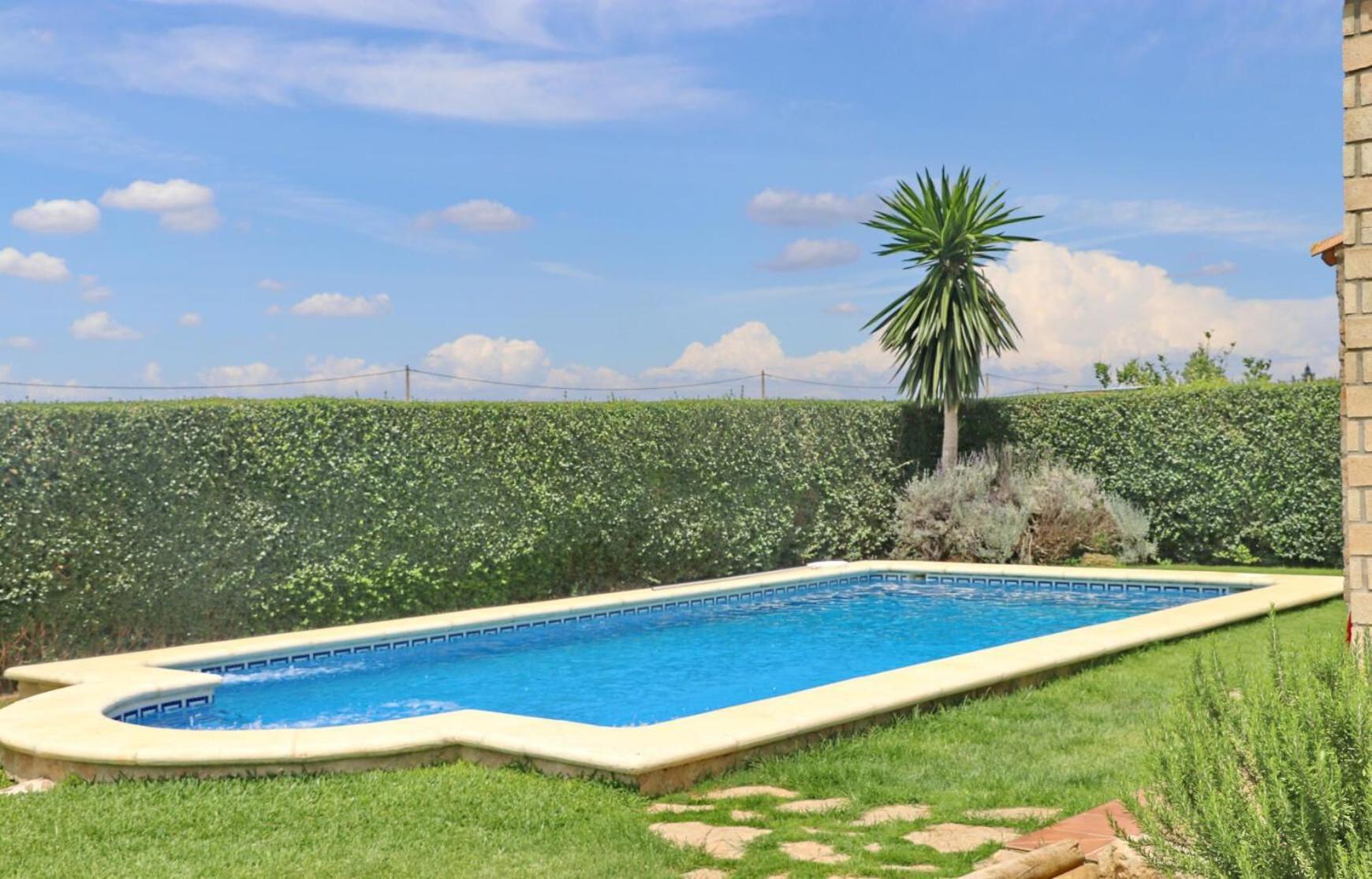 Chalet Piedra โกนิล เด ลาฟรอนเตรา ภายนอก รูปภาพ